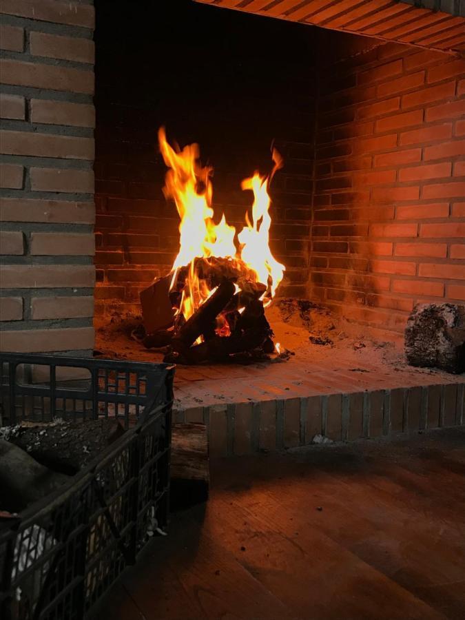 Posada Rural La Resinera La Adrada Exteriér fotografie