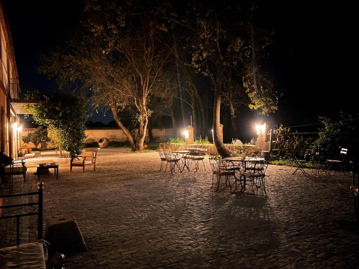 Posada Rural La Resinera La Adrada Exteriér fotografie